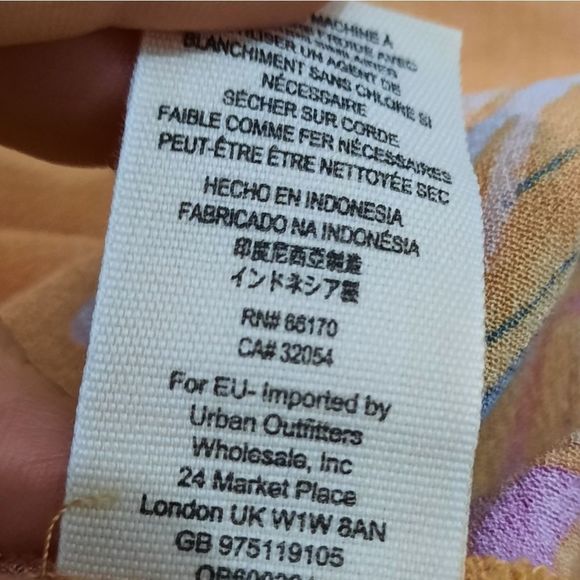 Free People Clear Skies Dress size Small Light Orange Floral Cold Shoulder Tunic - Picture 8 of 8